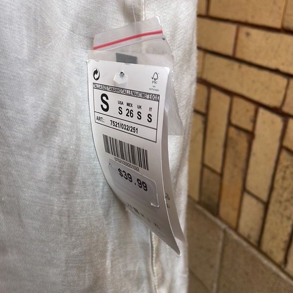 Zara Embroidered Beaded Bell Sleeve Blouse Size Small - Picture 5 of 8